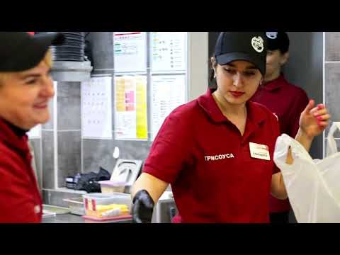 Кадр видео о семейном формате «Три Соуса»